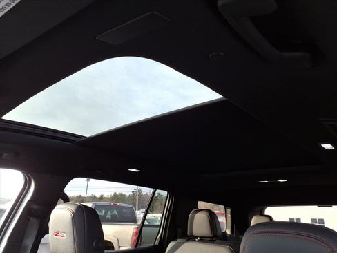 New 2026 Chevrolet Traverse Z71 w/ Driver Confidence Package image 14