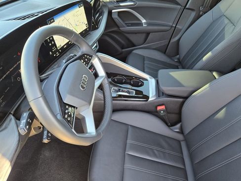 Certified 2025 Audi Q5 Premium Plus w/ Premium Plus image 15