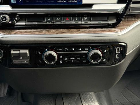 Certified 2026 Chevrolet Silverado 2500 LT w/ Convenience Package AWD/4WD image 20