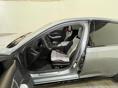 Used 2023 Cadillac CT5 V Blackwing w/ Driver Assist Package RWD image 17