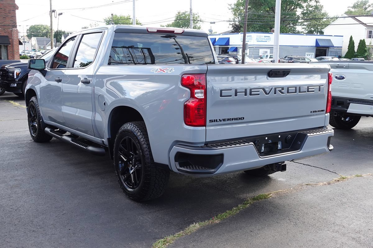 Used 2024 Chevrolet Silverado 1500 Custom w/ LPO, Dark Essentials Package AWD/4WD image 2