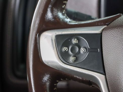 Used 2016 GMC Canyon SLE RWD image 11
