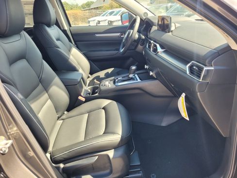New 2025 MAZDA CX-5 AWD 2.5 S w/ Select Package image 13