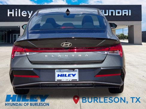 New 2026 Hyundai Elantra SEL Sport Premium FWD image 5