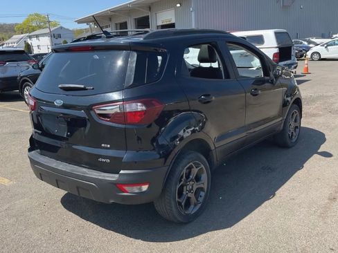 Used 2018 Ford EcoSport SES image 2
