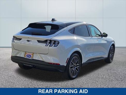 Certified 2025 Ford Mustang Mach-E Premium image 5