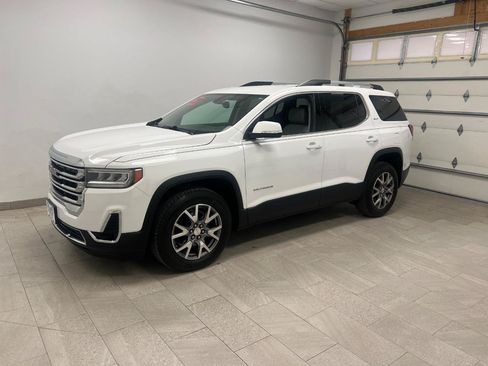 Used 2020 GMC Acadia SLT w/ Trailering Package AWD/4WD image 2