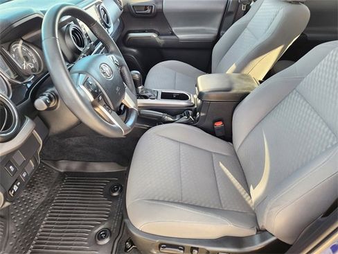 Used 2023 Toyota Tacoma SR5 w/ Technology Package image 13