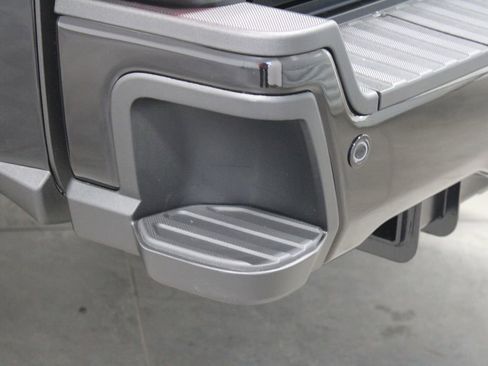 New 2026 Ford F350 4x4 Crew Cab DRW Super Duty image 18