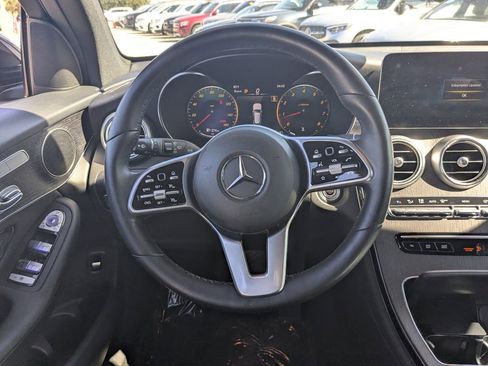 Certified 2022 Mercedes-Benz GLC 300 4MATIC image 3