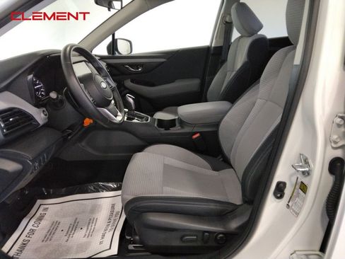 Used 2024 Subaru Outback Premium image 18