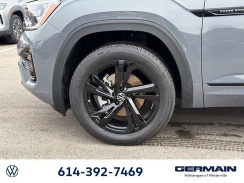 New 2026 Volkswagen Atlas Cross Sport SEL R-Line AWD/4WD image 13
