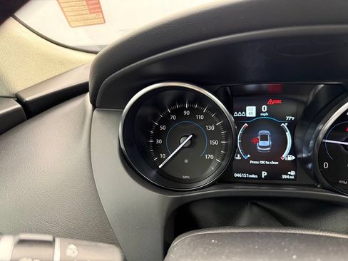 Used 2019 Jaguar F-PACE Premium AWD/4WD image 5