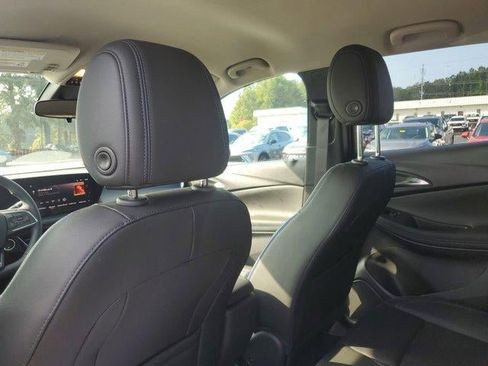 New 2026 Buick Encore GX Sport Touring image 7
