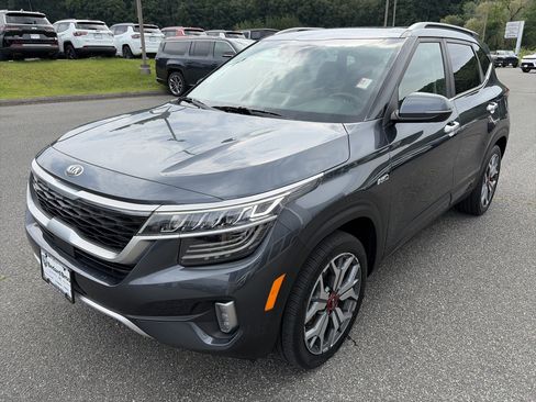 Used 2021 Kia Seltos SX w/ SX Sunroof Package AWD/4WD image 1