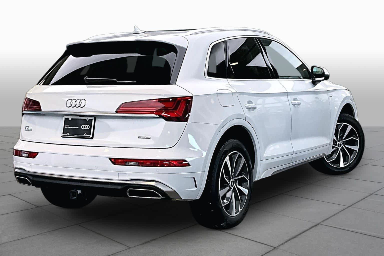 Certified 2024 Audi Q5 2.0T Premium Plus w/ Premium Plus Package AWD/4WD image 12