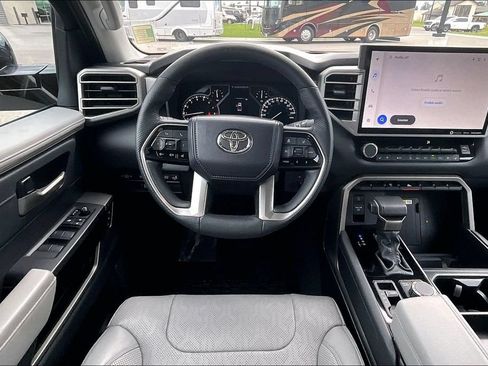 Used 2023 Toyota Tundra Limited AWD/4WD image 5