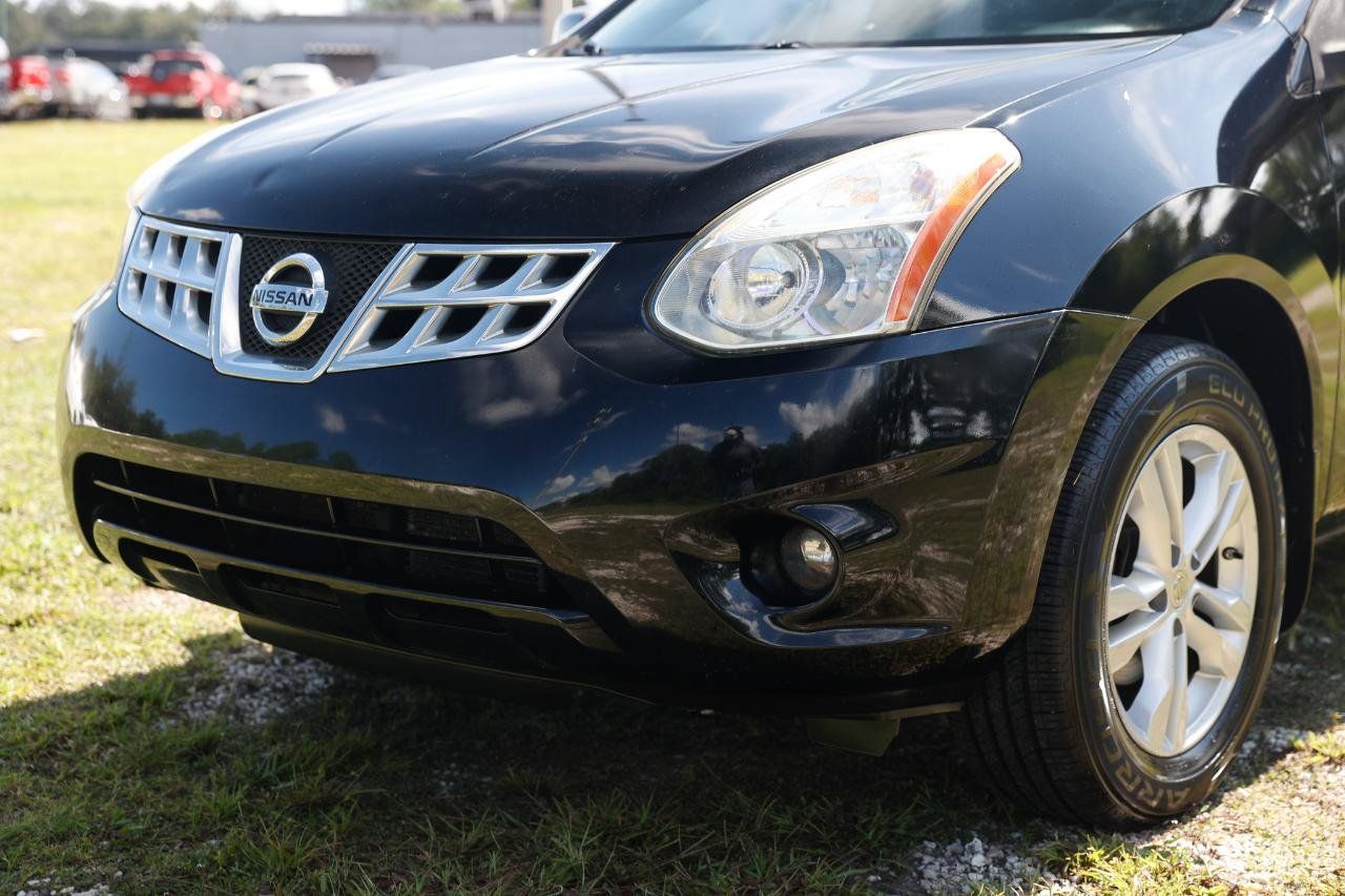 Used 2013 Nissan Rogue SV w/ Premium Pkg FWD image 25