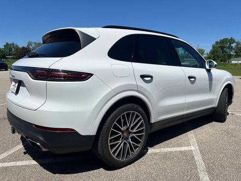Used 2019 Porsche Cayenne AWD/4WD image 6