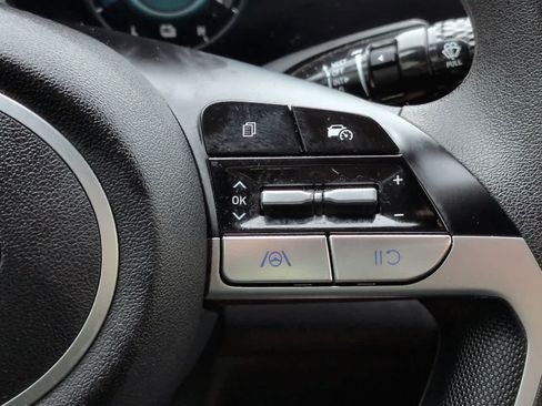 Used 2024 Hyundai Elantra Blue FWD image 24