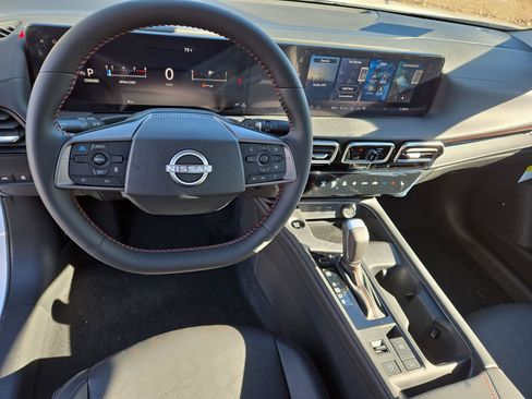 New 2026 Nissan Sentra SR w/ SR Premium Package image 33