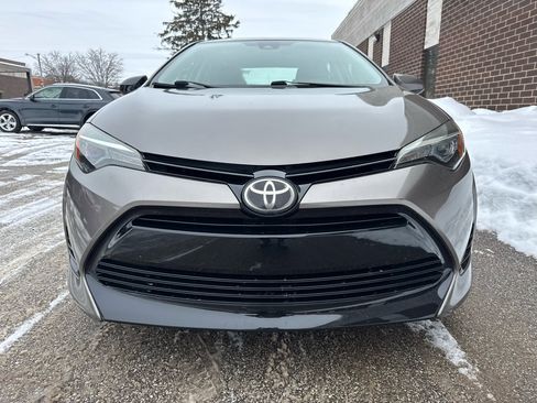 Used 2018 Toyota Corolla LE image 8
