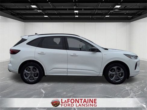 Used 2024 Ford Escape ST-Line w/ Tech Pack #1 image 6