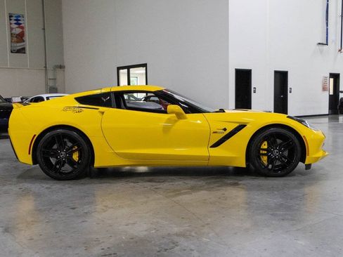 Used 2015 Chevrolet Corvette Stingray Coupe w/ 3LT Preferred Equipment Group RWD image 7
