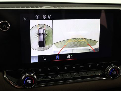 Used 2023 GMC Canyon Denali image 55