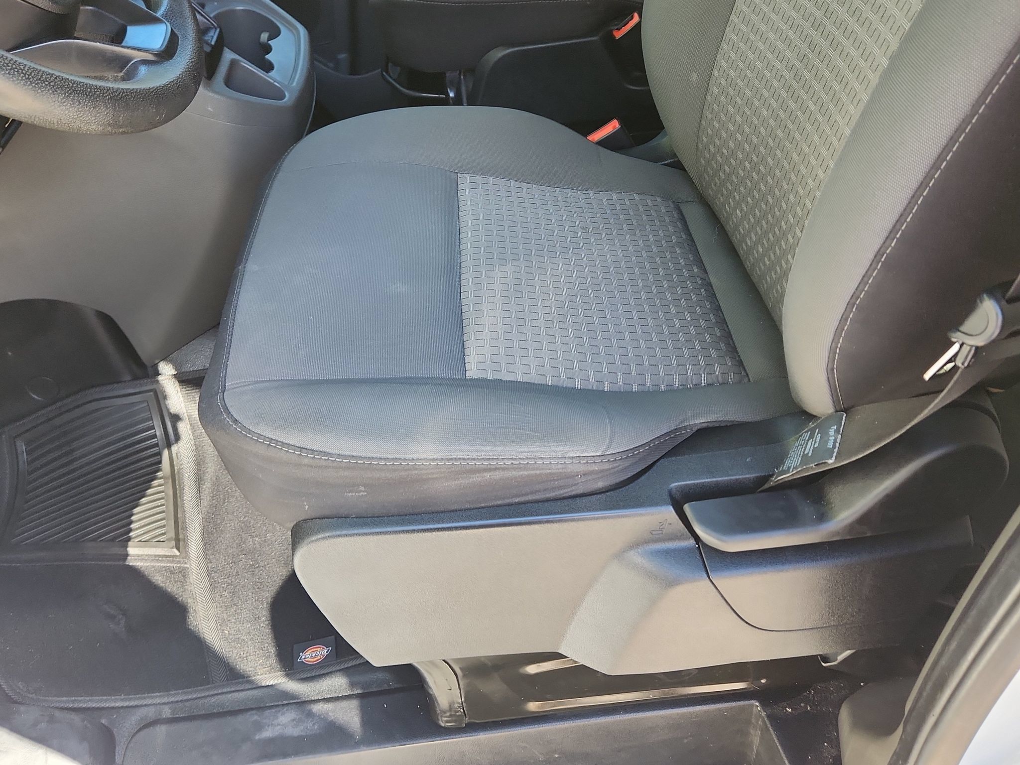 Used 2021 Ford Transit 150 Medium Roof AWD image 7