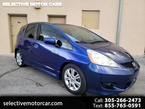 Used 2009 Honda Fit Sport image 1