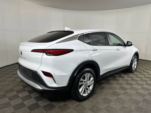 Used 2026 Buick Envista Preferred image 3