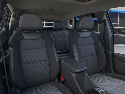 New 2026 Chevrolet Trax LT w/ Sunroof Package FWD image 17