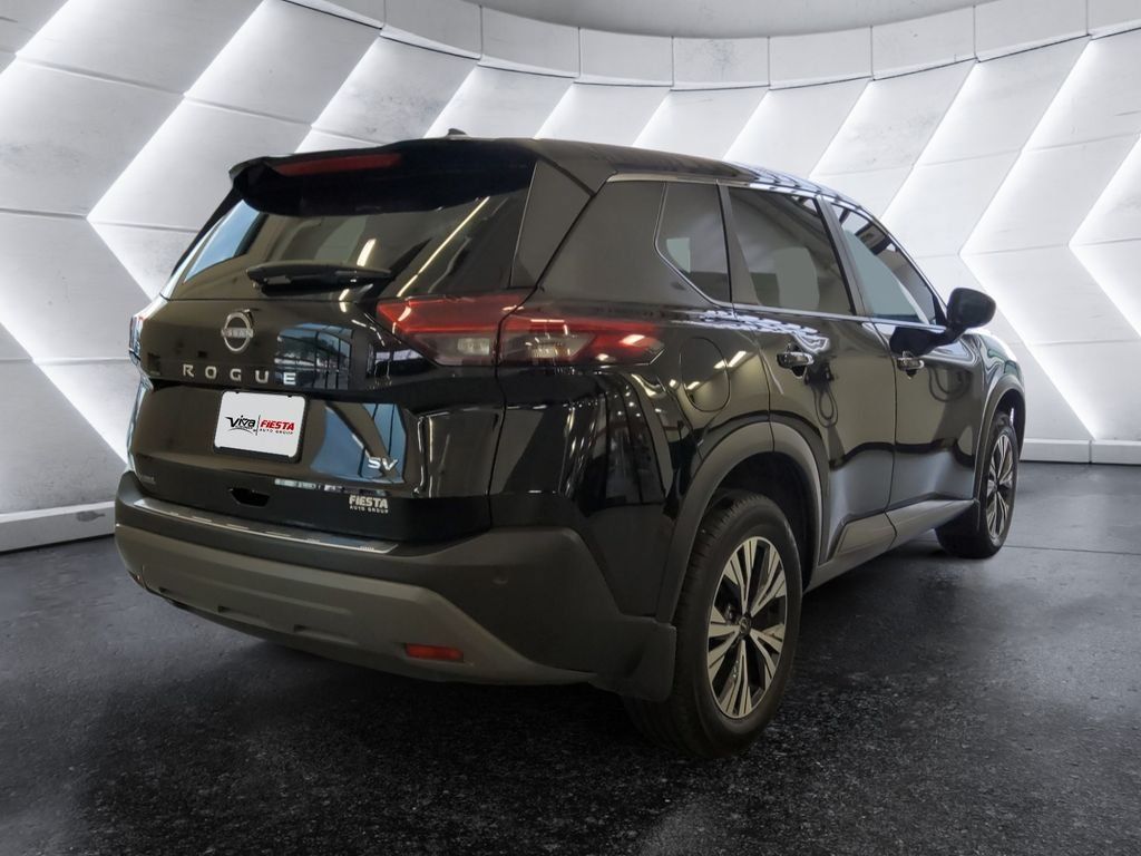 Used 2023 Nissan Rogue SV FWD image 4