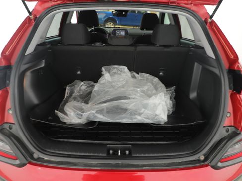 Used 2020 Hyundai Kona SEL Plus w/ Cargo Package image 5