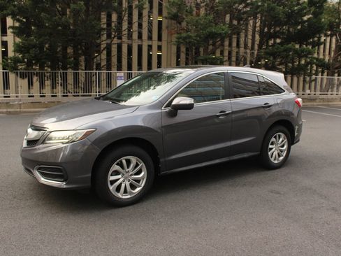 Used 2018 Acura RDX AWD image 12