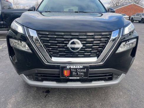 Used 2022 Nissan Rogue SV image 8