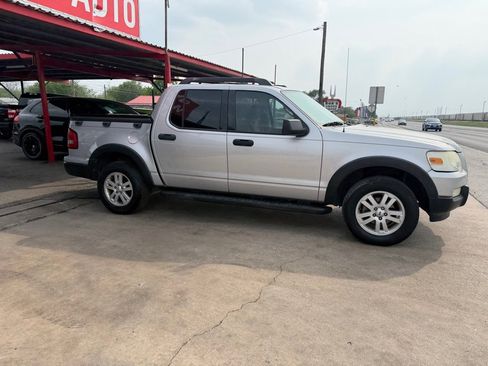 Used 2010 Ford Explorer Sport Trac XLT RWD image 17