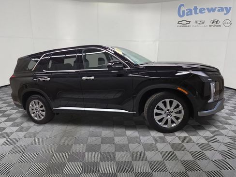 Used 2025 Hyundai Palisade SE AWD/4WD image 1