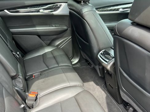 Certified 2023 Cadillac XT6 Premium Luxury FWD image 25