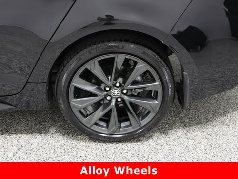 Used 2025 Toyota Corolla SE image 10