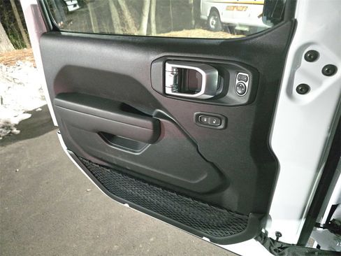 New 2026 Jeep Wrangler Sport S image 22