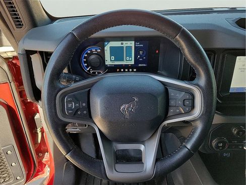 Used 2021 Ford Bronco Big Bend w/ Sasquatch Package image 16