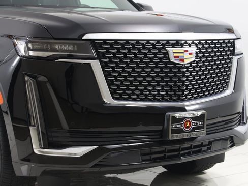 Used 2023 Cadillac Escalade Premium Luxury image 43