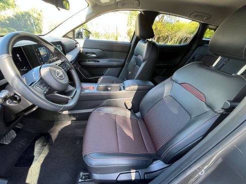 Used 2026 Nissan Kicks SR AWD/4WD image 25
