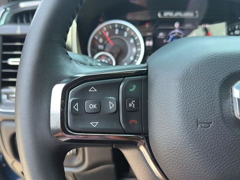 Used 2024 RAM 1500 Big Horn AWD/4WD image 20