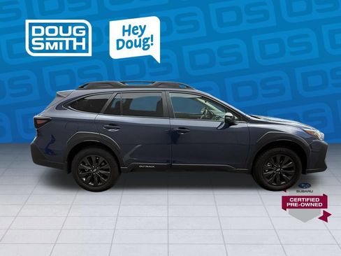 Used 2025 Subaru Outback Onyx Edition AWD/4WD image 6