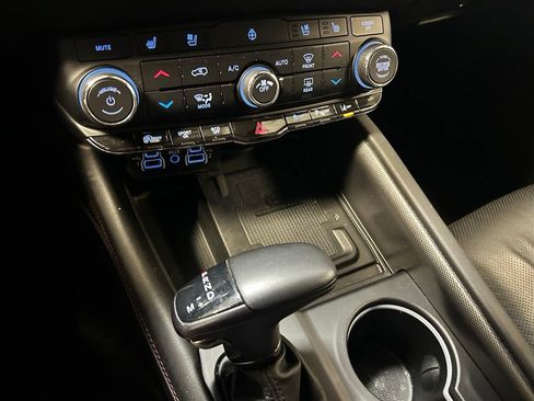 Used 2023 Dodge Durango GT AWD/4WD image 17