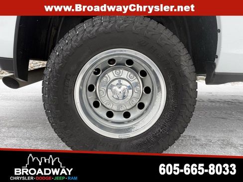 Used 2024 RAM 3500 Laramie image 9