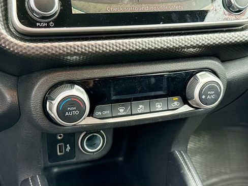 Used 2020 Nissan Kicks SV image 15